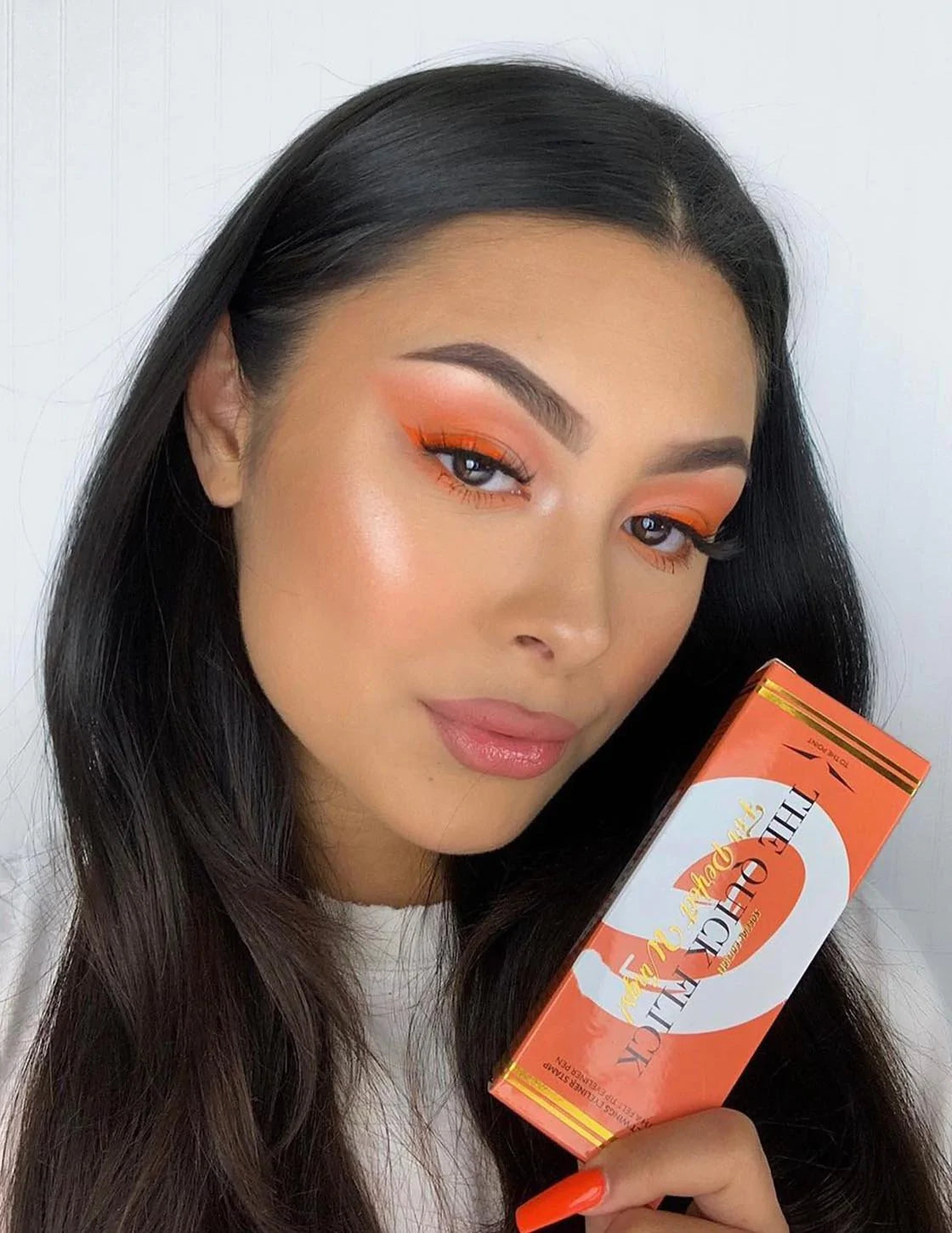 The Quick Flick Winged Eyeliner Stamp - TO THE POINT COLOURS