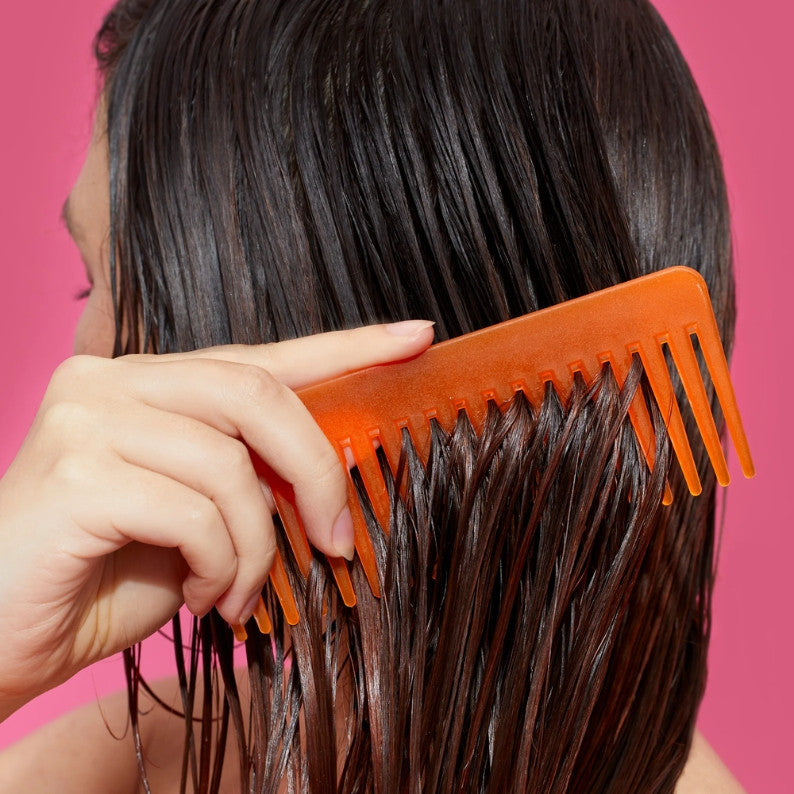 Amika The Wizard Detangling Primer 150ml