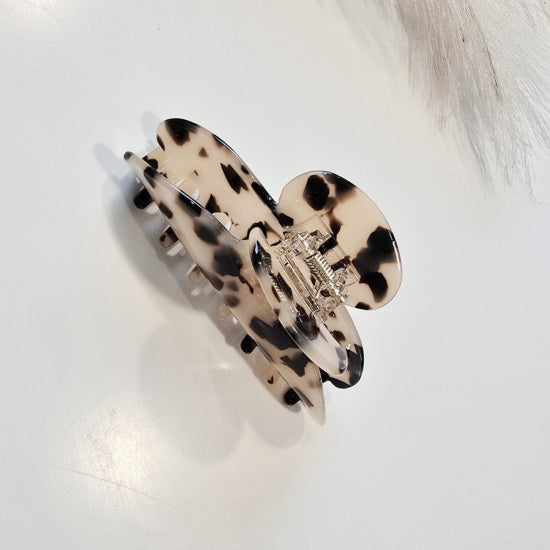 Done Medium Claw Clip Light Leopard