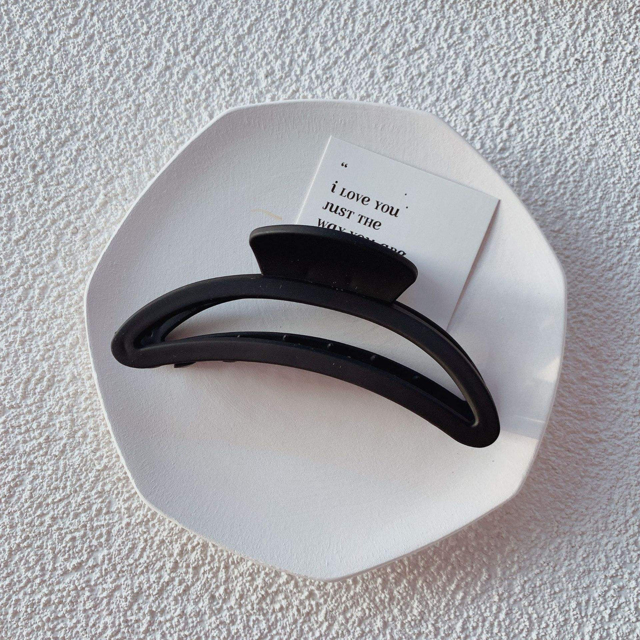 Done Velvet Touch Claw Clip - Matte Black