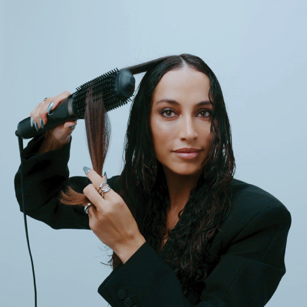 ghd Duet Blow Dry 2-in-1 Hair Dryer Brush in Black