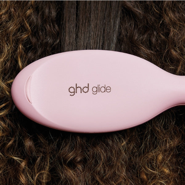 ghd Pink Collection Glide Smoothing Hot Brush in Pink Sorbet