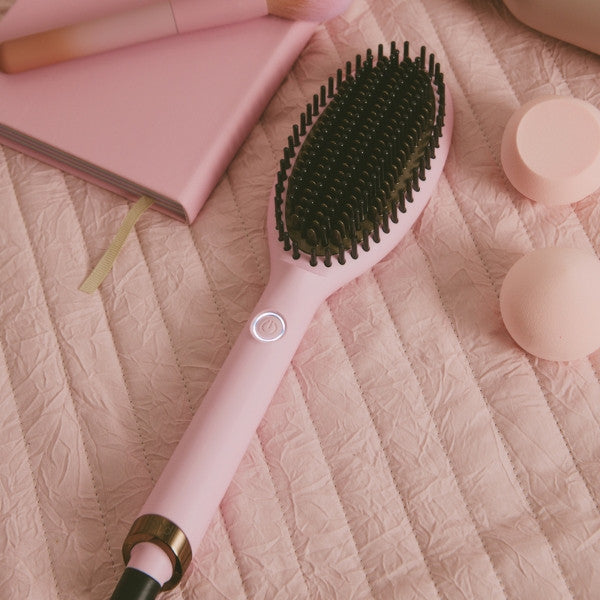 ghd Pink Collection Glide Smoothing Hot Brush in Pink Sorbet