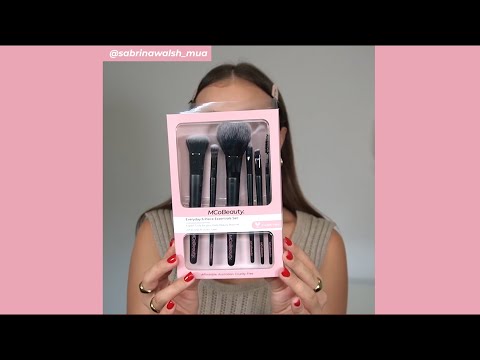 MCoBeauty Pro Foundation & Buffing Brush